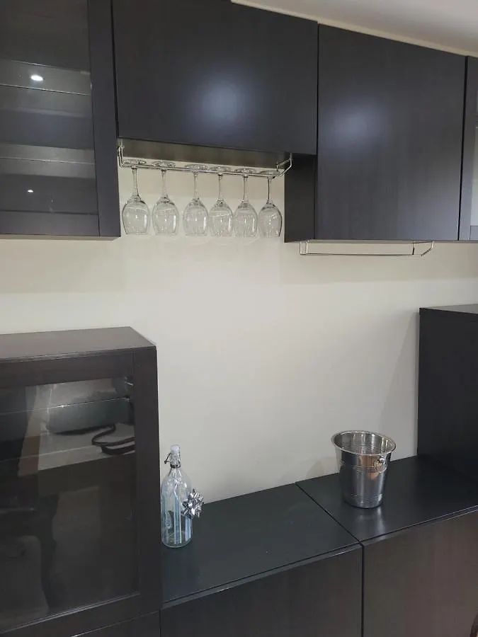 3 Bedrooms 2 Baths, Overlooking The River Near Excel, O2, City Airport - Sleeps Up To 6 لندن